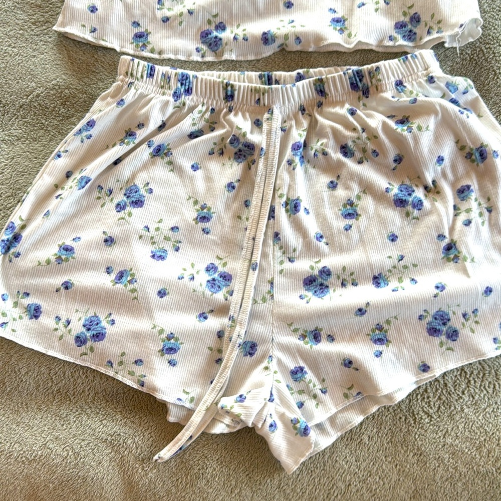 Floral Sleep Set - Picture 3 of 4